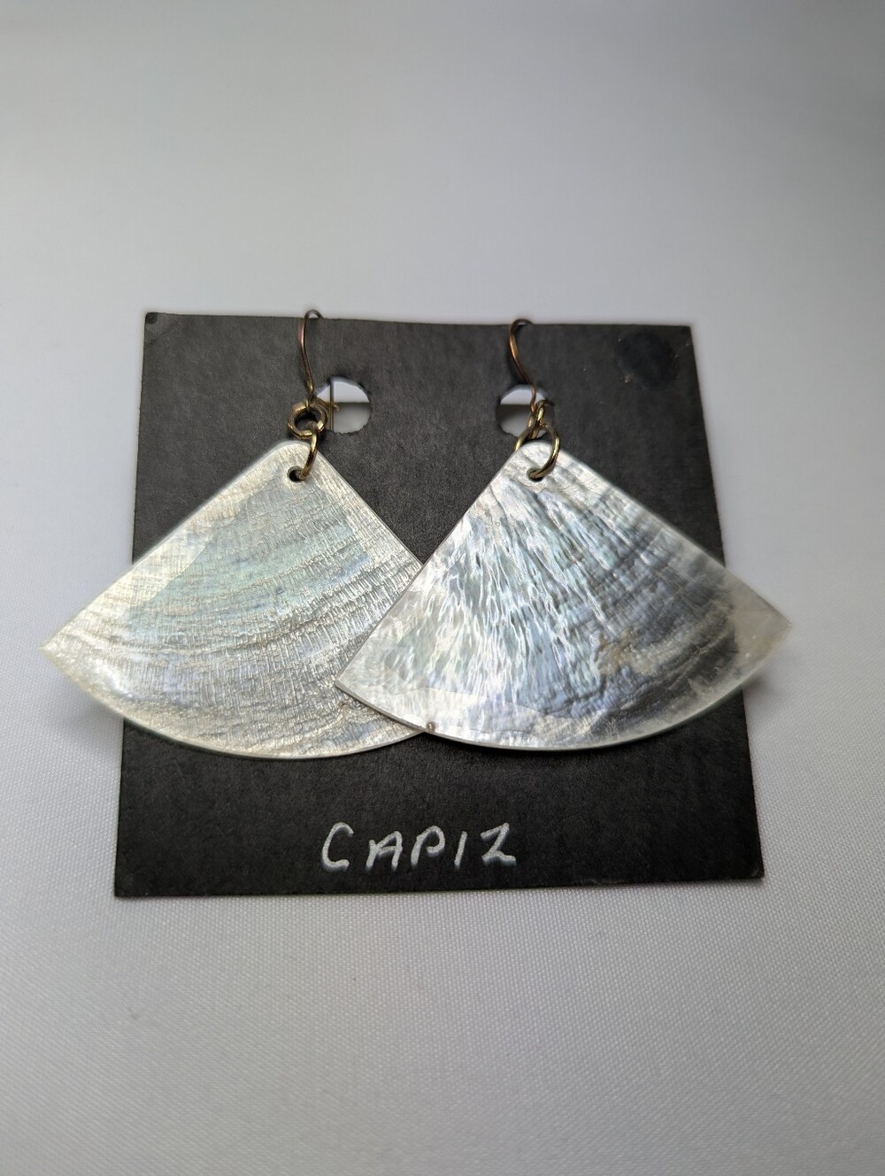 Fan-Shaped Earrings in Iridescent Cream